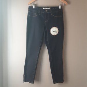 Royalty for Me Mid-Rise Ankle Cropped Jeans, Stretch New Size 4